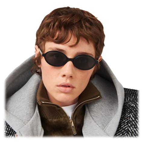miu miu miu regard sunglasses